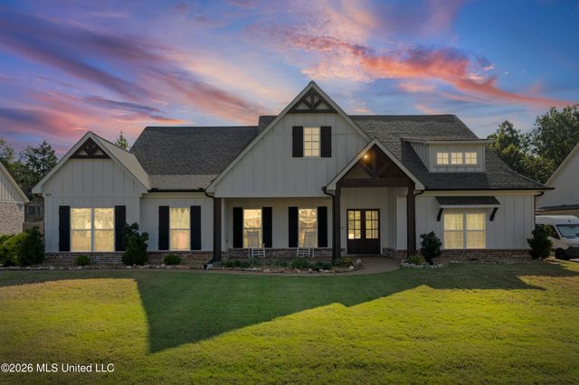 3256 Grayson Creek Drive, Southaven, MS 38672