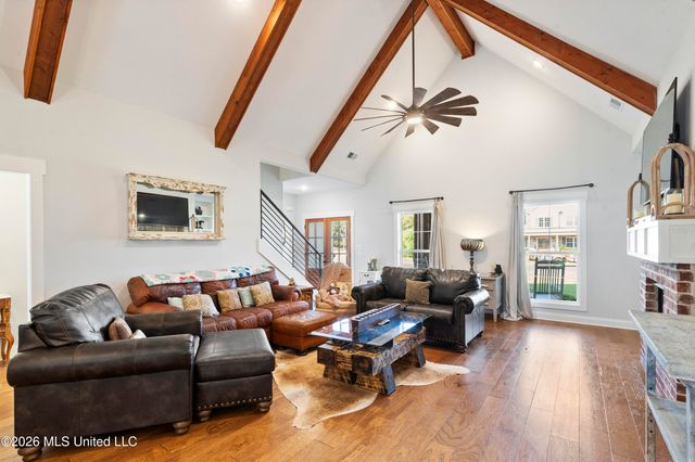3256 Grayson Creek Drive, Southaven, MS 38672