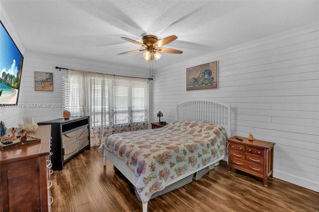 8747 Cleary Blvd, Plantation, FL 33324