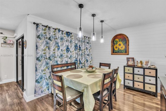 8747 Cleary Blvd, Plantation, FL 33324