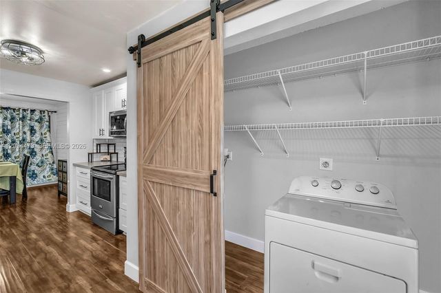 8747 Cleary Blvd, Plantation, FL 33324