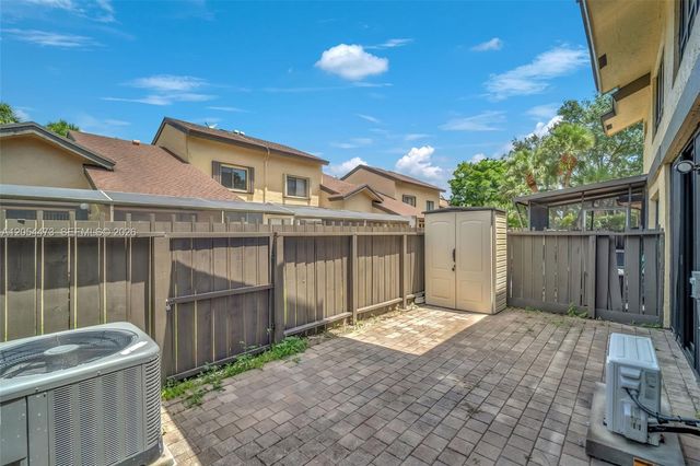 8747 Cleary Blvd, Plantation, FL 33324