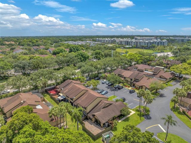 8747 Cleary Blvd, Plantation, FL 33324