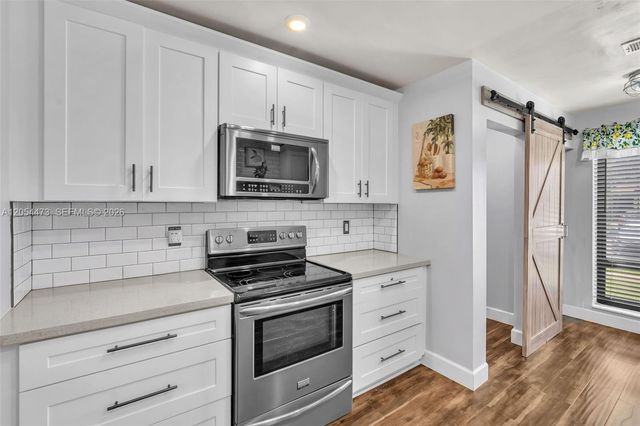 8747 Cleary Blvd, Plantation, FL 33324