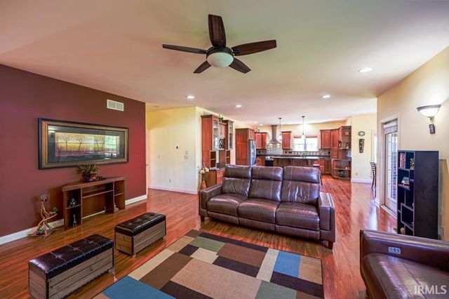 129 S Faith Way, Evansville, IN 47712