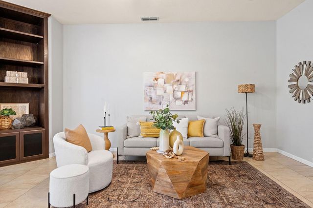 2945 Sierra Mills Ln, Sacramento, CA 95864