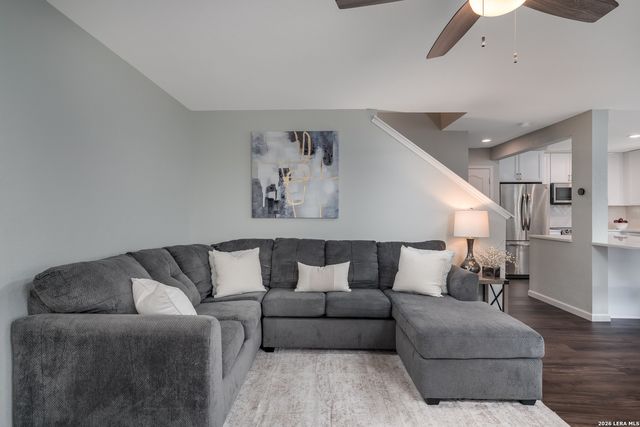 1415 Hummingbird, San Antonio, TX 78245