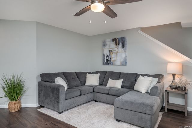 1415 Hummingbird, San Antonio, TX 78245