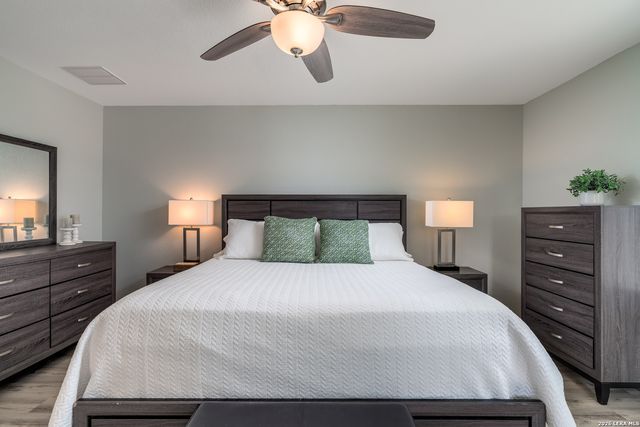 1415 Hummingbird, San Antonio, TX 78245