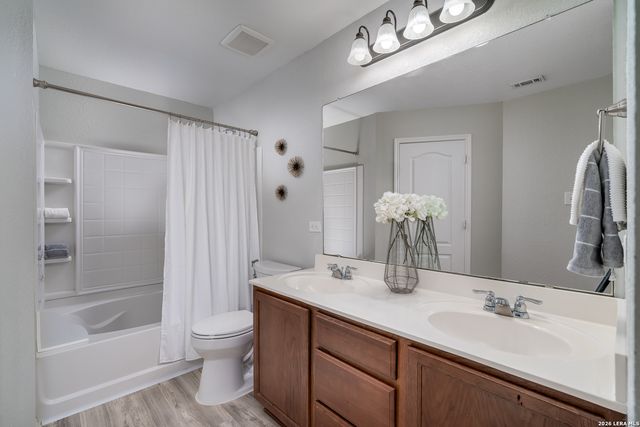 1415 Hummingbird, San Antonio, TX 78245