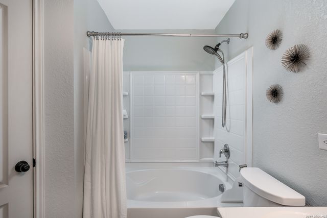 1415 Hummingbird, San Antonio, TX 78245