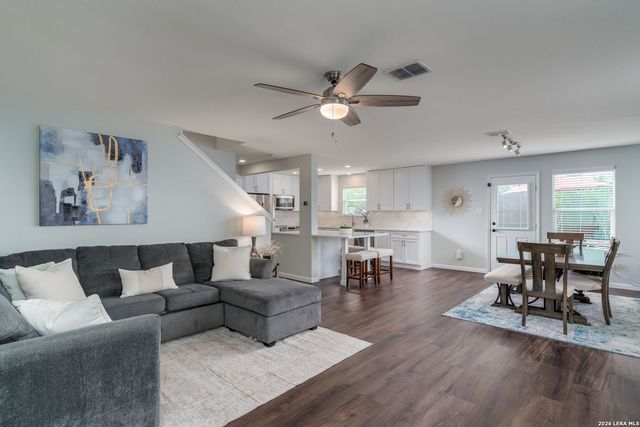 1415 Hummingbird, San Antonio, TX 78245