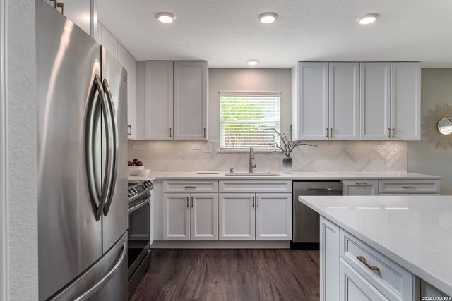 1415 Hummingbird, San Antonio, TX 78245