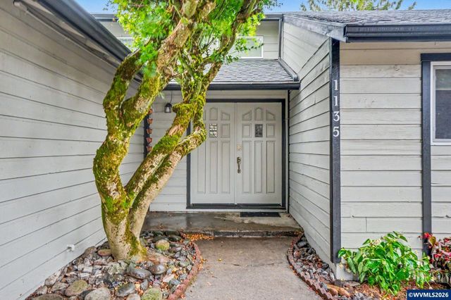 1135 Cedar Ln, Aumsville, OR 97325