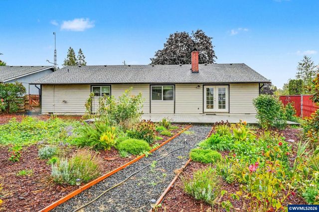 1135 Cedar Ln, Aumsville, OR 97325