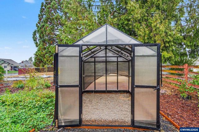 1135 Cedar Ln, Aumsville, OR 97325