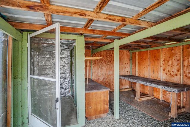 1135 Cedar Ln, Aumsville, OR 97325