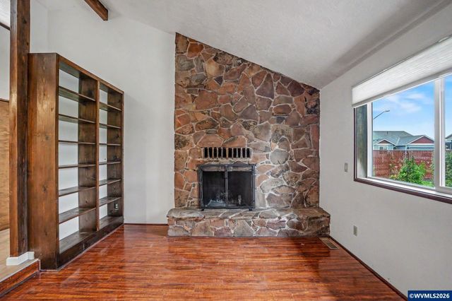 1135 Cedar Ln, Aumsville, OR 97325