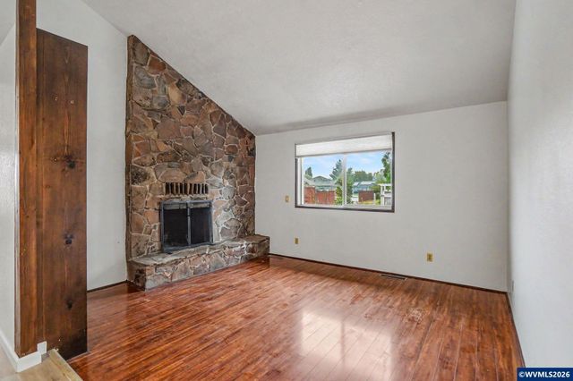 1135 Cedar Ln, Aumsville, OR 97325