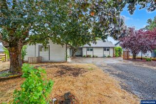1135 Cedar Ln, Aumsville, OR 97325