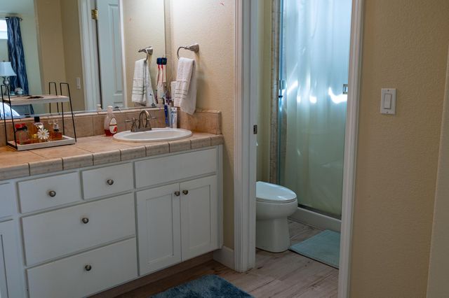 850 Miraggio Dr, Patterson, CA 95363