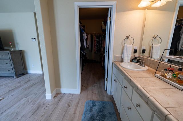 850 Miraggio Dr, Patterson, CA 95363