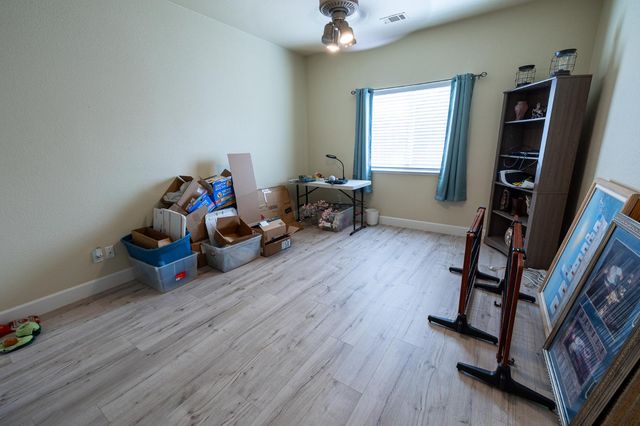 850 Miraggio Dr, Patterson, CA 95363