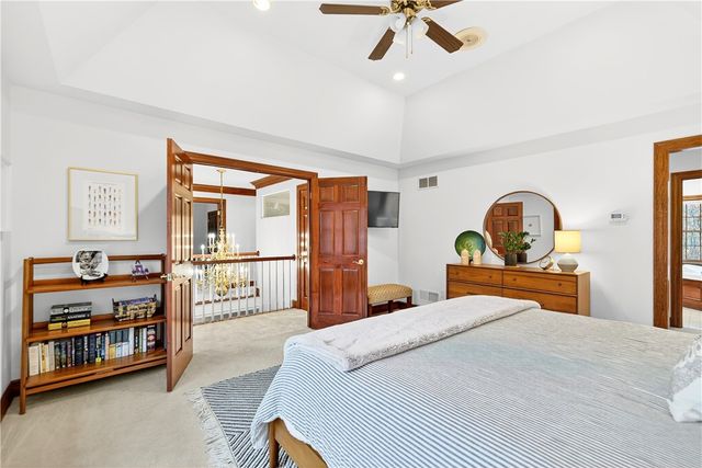 1613 Amicitia Ln, Franklin Park, PA 15143