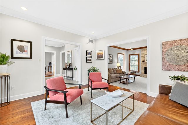 1613 Amicitia Ln, Franklin Park, PA 15143