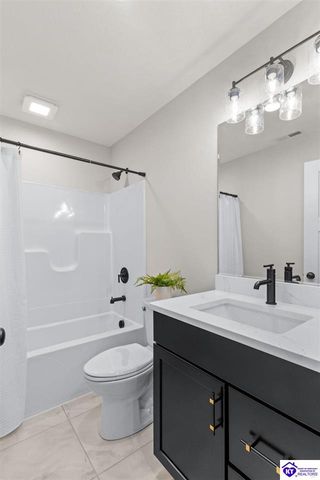 116 Brookhaven Drive, Vine Grove, KY 40175