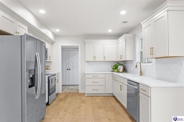 116 Brookhaven Drive, Vine Grove, KY 40175