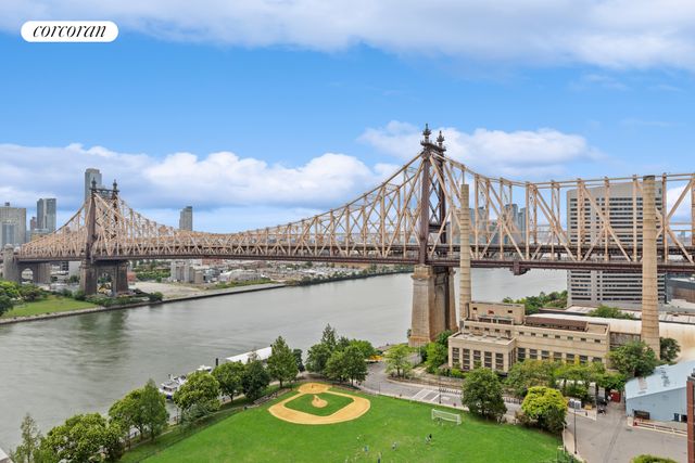 425 Main St Apt 3N, New York City, NY 10044