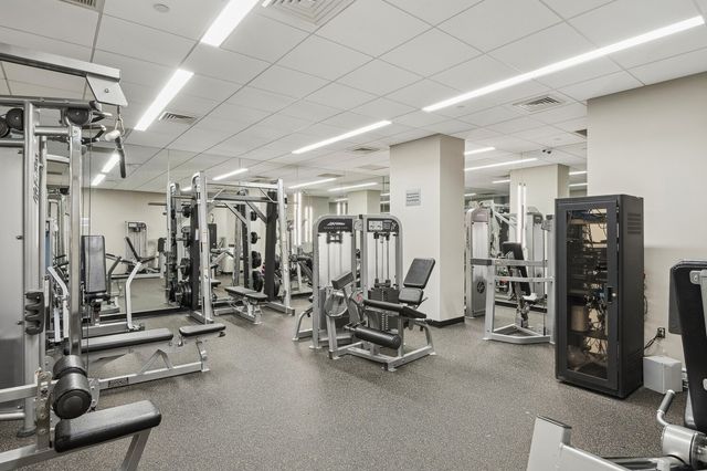 425 Main St Apt 3N, New York City, NY 10044