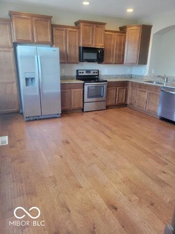 12718 Hannah Hill Road, Fishers, IN 46037