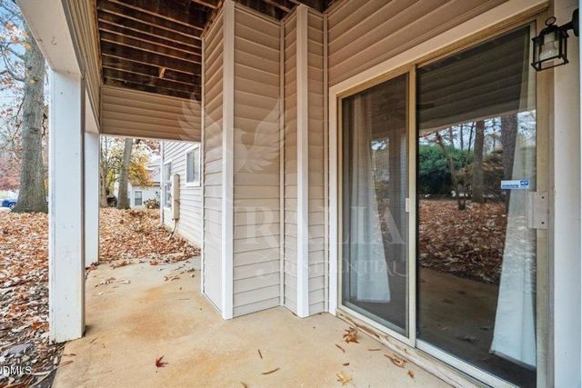 6121 Sunpointe Drive 103, Raleigh, NC 27606