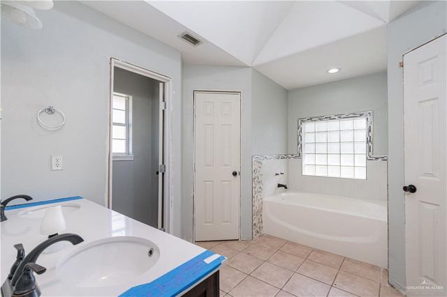 2202 Jewel Circle, Edinburg, TX 78539