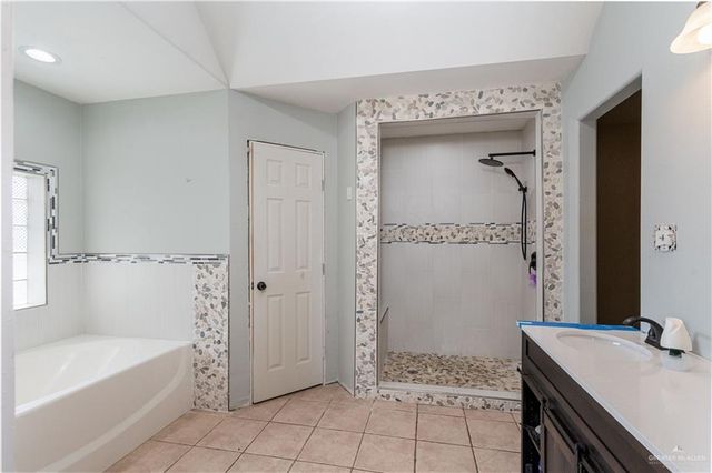 2202 Jewel Circle, Edinburg, TX 78539