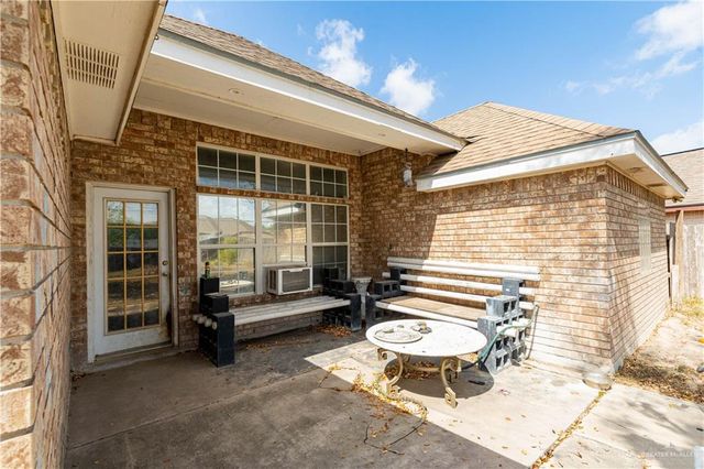 2202 Jewel Circle, Edinburg, TX 78539