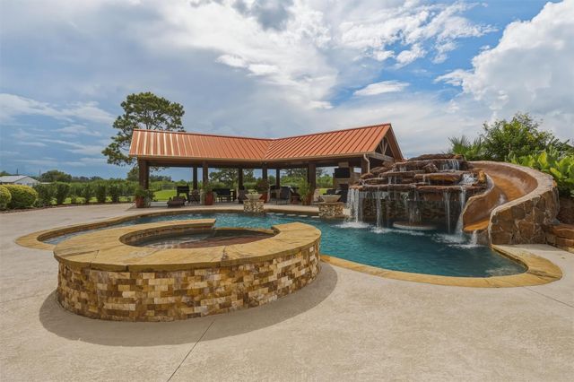 2702 Drs Drive, Richmond, TX 77406