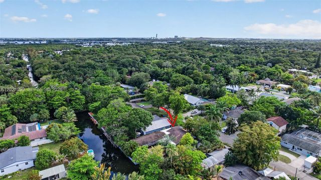 2048 SW 28th Ter, Fort Lauderdale, FL 33312