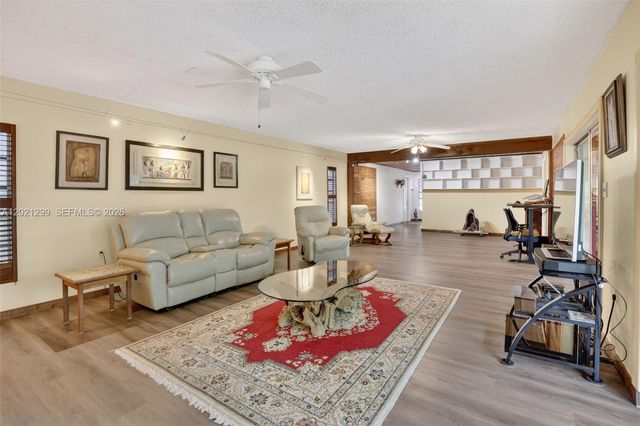 2048 SW 28th Ter, Fort Lauderdale, FL 33312