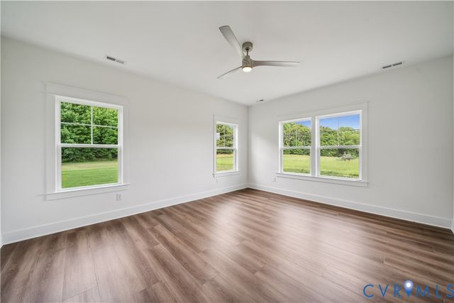 114 Logan Way, Tappahannock, VA 22560