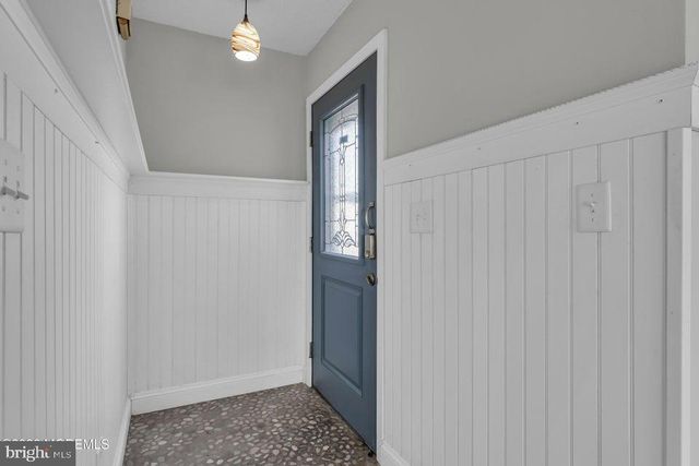 143 S CAPTAINS DR, Tuckerton, NJ 08087