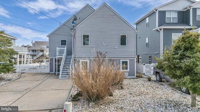 143 S CAPTAINS DR, Tuckerton, NJ 08087