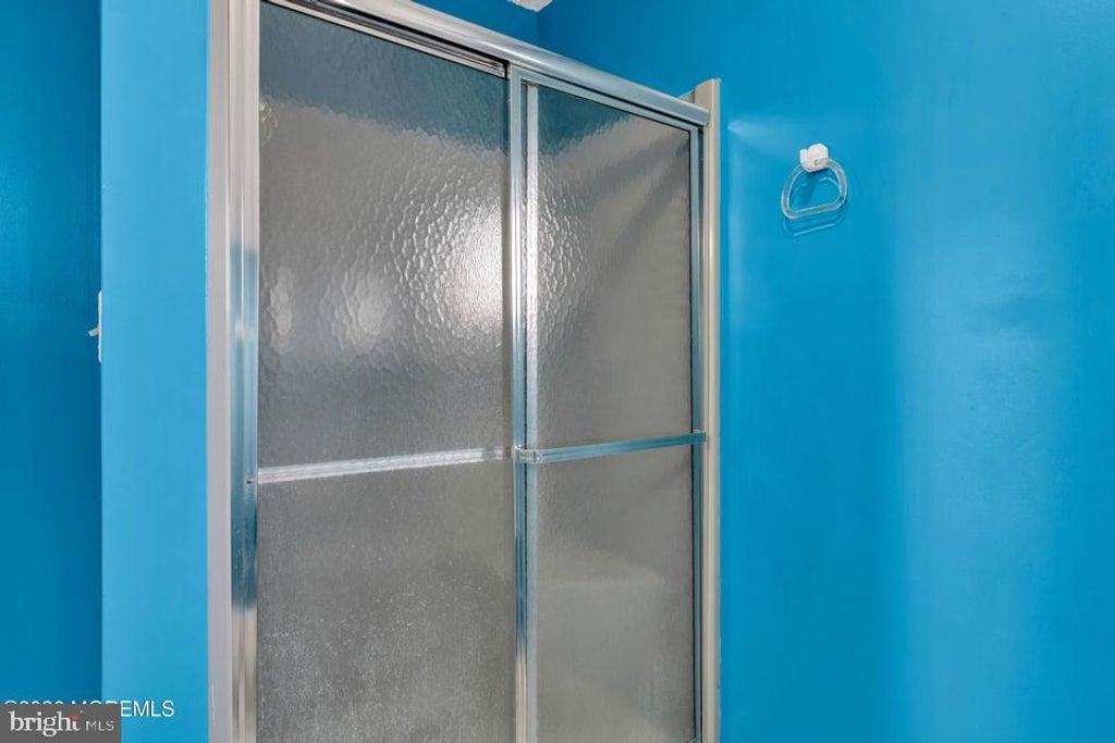 Image 32 of property listing at 143 S CAPTAINS DR, Tuckerton, NJ 08087