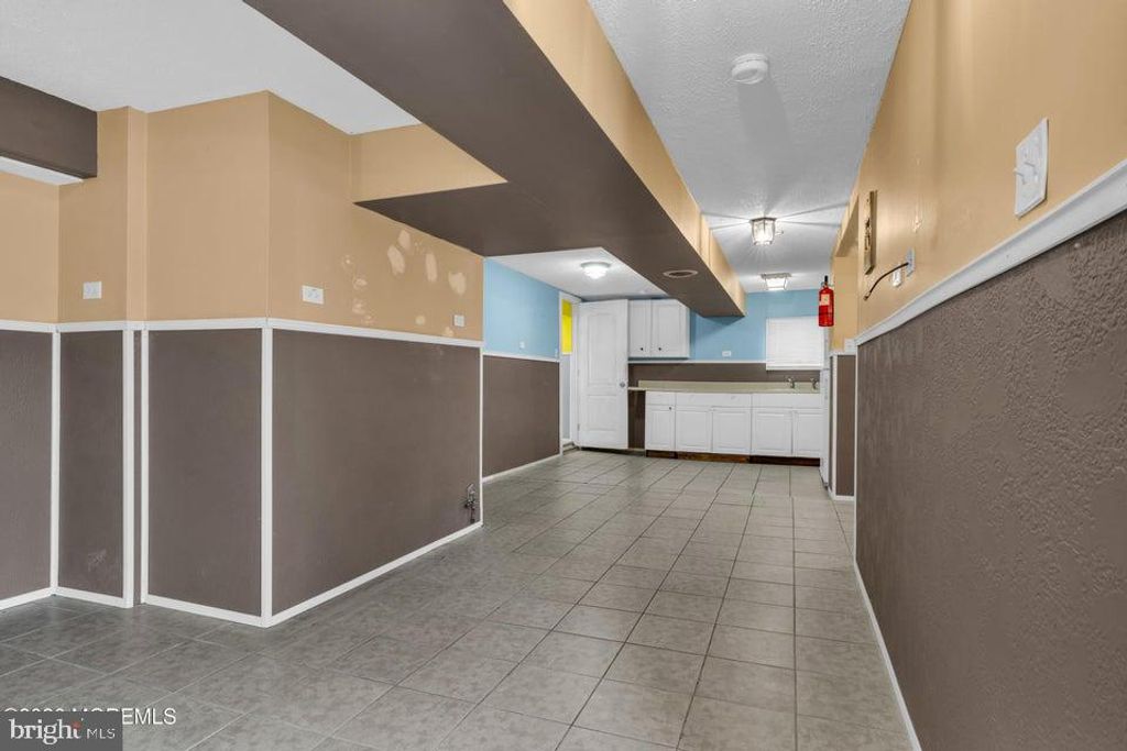 Image 39 of property listing at 143 S CAPTAINS DR, Tuckerton, NJ 08087