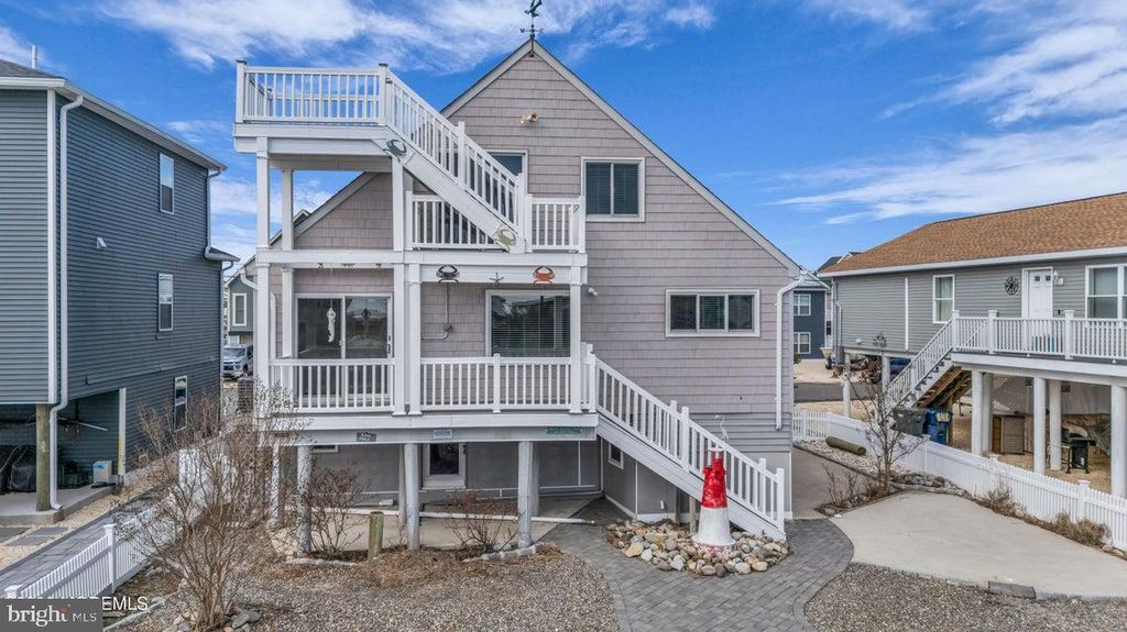 Image 49 of property listing at 143 S CAPTAINS DR, Tuckerton, NJ 08087