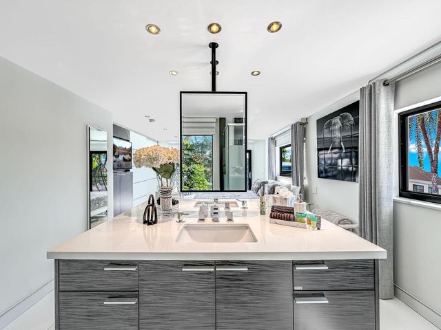 2628 SE 10th Street, Pompano Beach, FL 33062