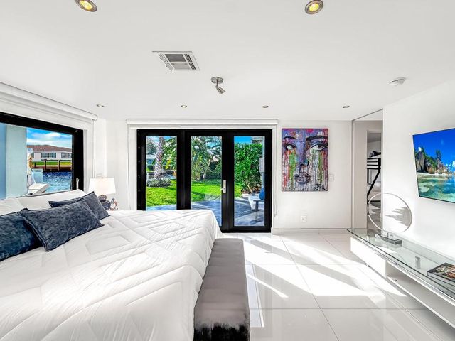 2628 SE 10th Street, Pompano Beach, FL 33062