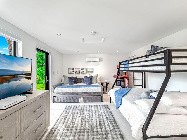 2628 SE 10th Street, Pompano Beach, FL 33062